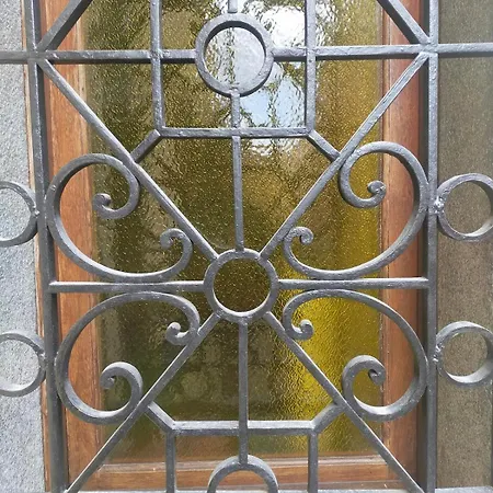 Palazzo Manfredi Dimora Storica * Pieve di Teco